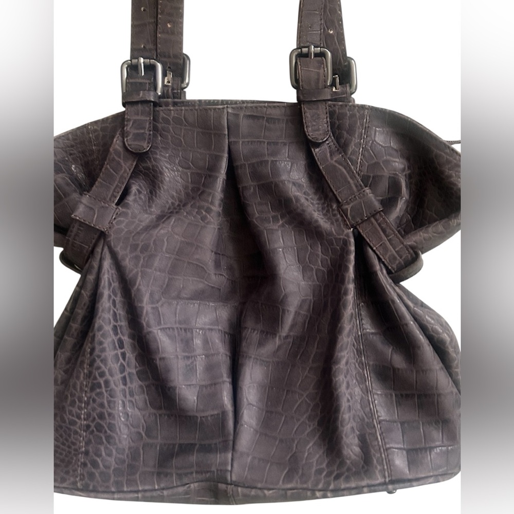 NWOT PUNTOTRES Elegant Brown Leather-Embossed Women's Bag- Barcelona, Spain